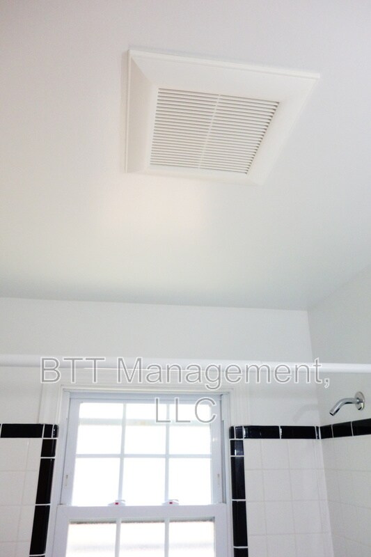 Building Photo - 812 Greenwood Cir