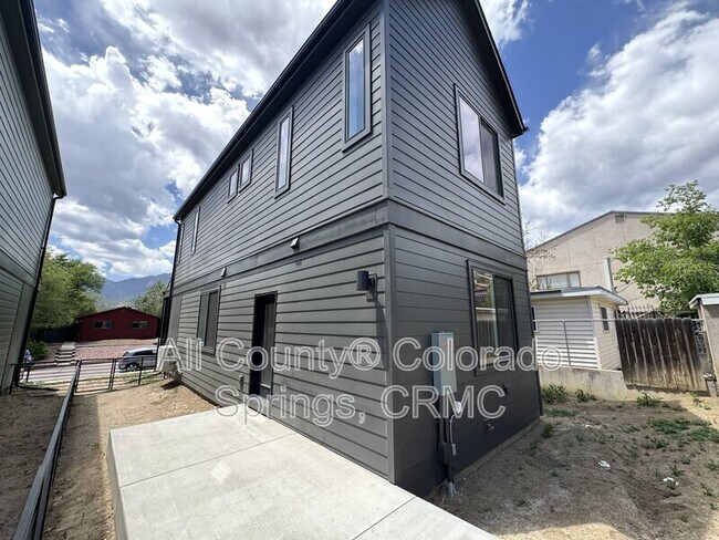 Building Photo - 2512 1/2 West Bijou Street