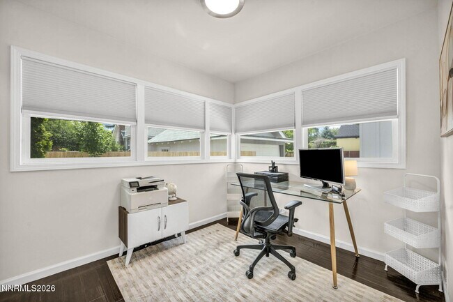 Building Photo - 574 Reno Ave