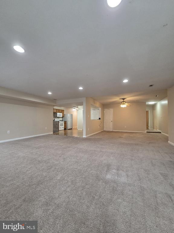 Building Photo - 8214 Howard Trail