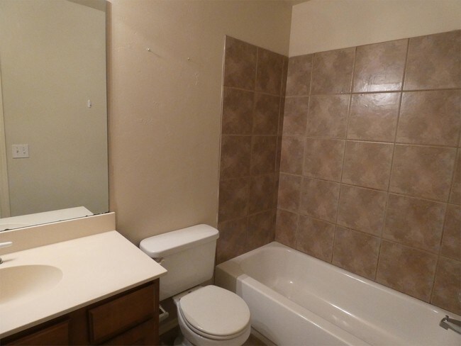 Building Photo - 2625 Cedar Tree Rd