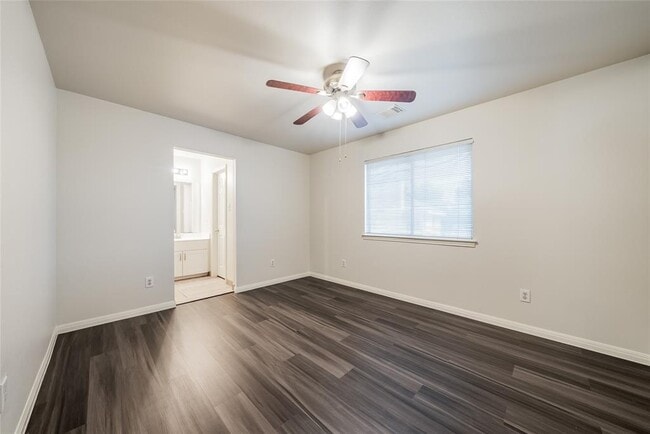 Building Photo - 915 Double File Trail