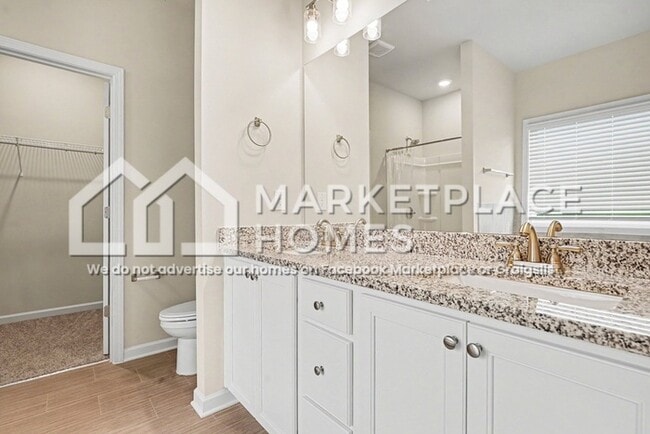 Building Photo - 204 W L Miller Dr