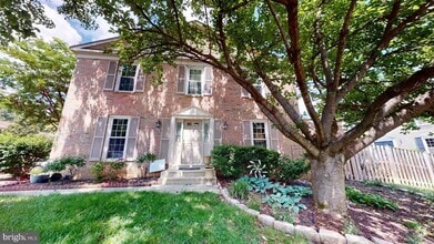 Building Photo - 6279 Walkers Croft Way