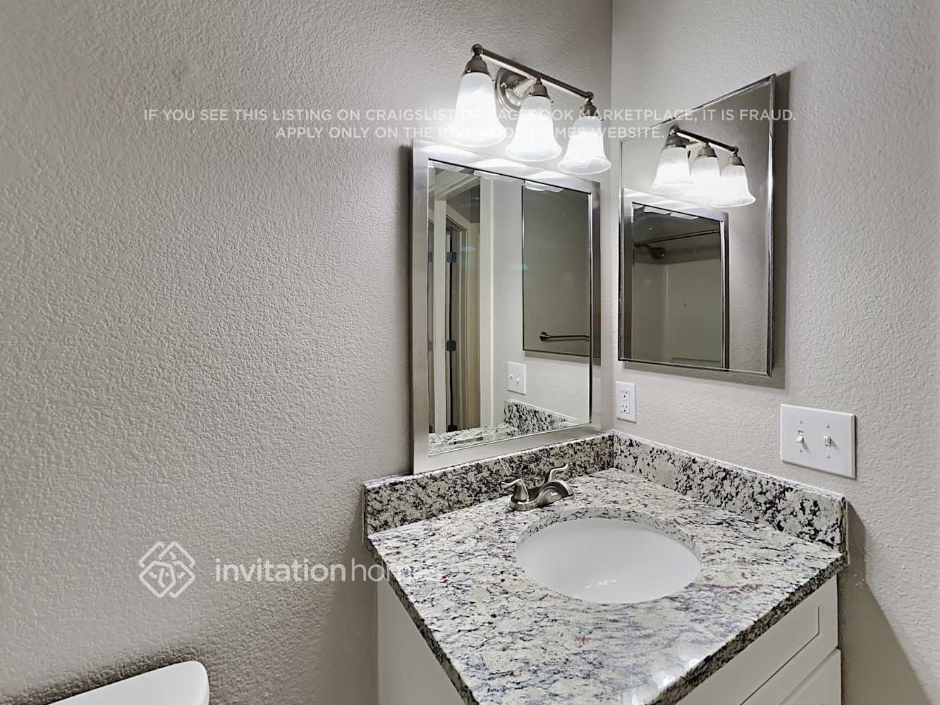 Building Photo - 7564 Dobbs Dr