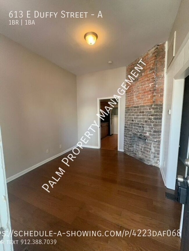 Building Photo - 613 E Duffy St