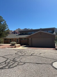 Building Photo - Unfurnished, 1-year long-term rental, Proc...