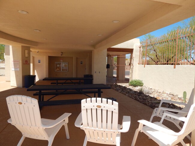 Building Photo - 13798 E Fiery Dawn Dr