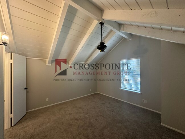 Building Photo - Coming Soon- 3 Bedroom 2 Bath in Whitehouse!