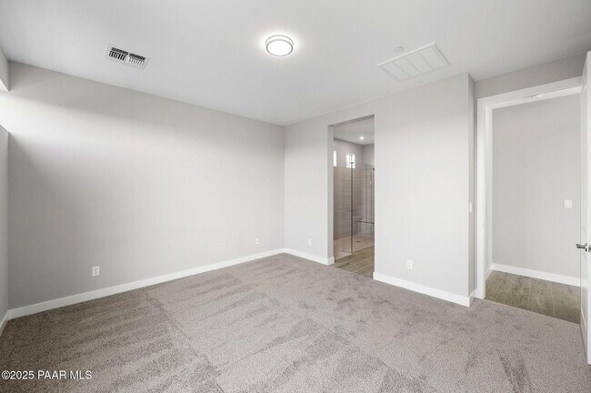 Building Photo - 1326 Rockwood Dr