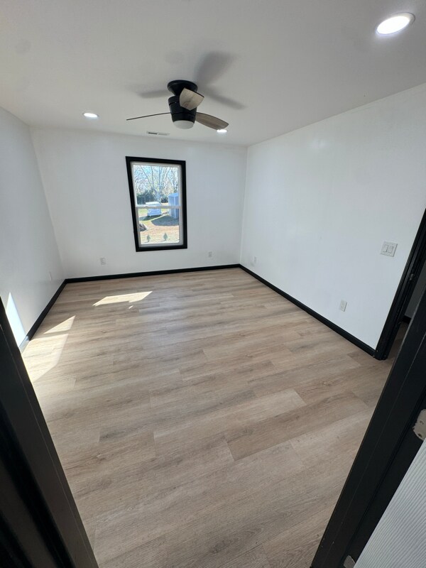 Building Photo - 1015 Glezen St