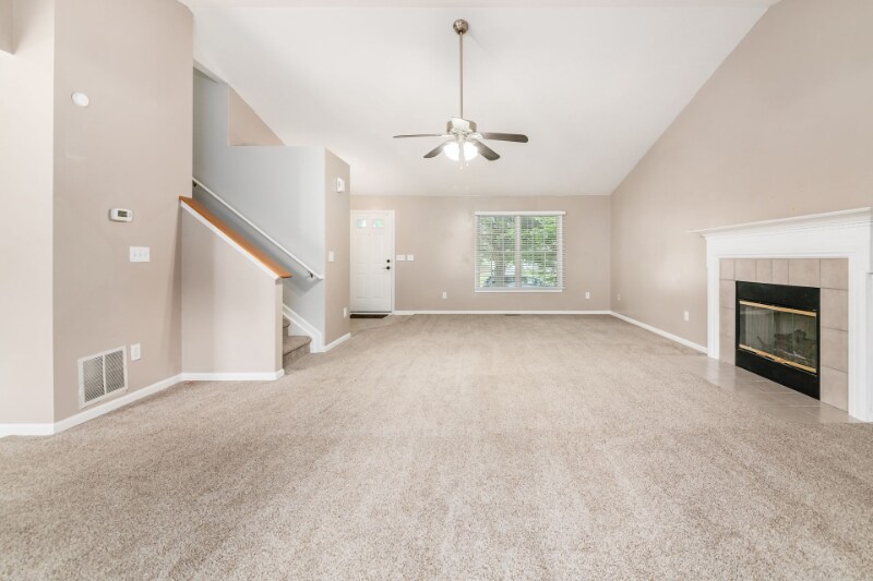 Building Photo - 8607 Clover Glade Dr