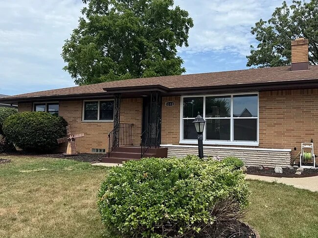 Building Photo - 1310 Orchard Dr