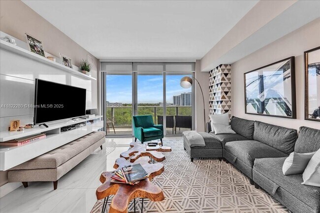 Building Photo - 16385 Biscayne Blvd