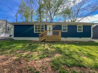 Building Photo - Completely Remodeled Home in Clarksville, ...