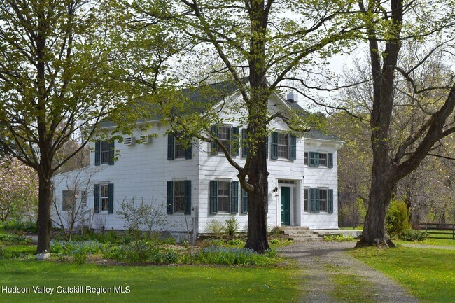 Building Photo - 356 Co Rte 6