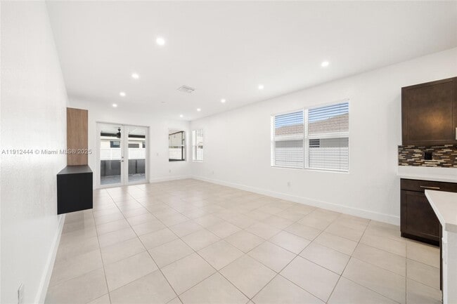 Building Photo - 13229 SW 271st Ter