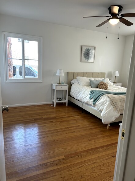 Building Photo - 901 E Ocean Blvd