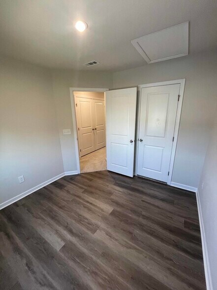 Building Photo - 2757 Thornton Grove Blvd