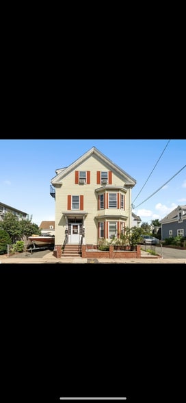 Building Photo - 13 Jacobs St