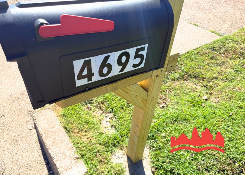 Building Photo - 4695 Aldridge Dr