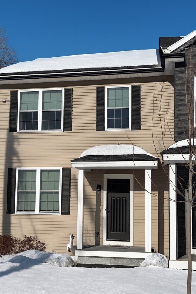 Building Photo - 159 Elm St