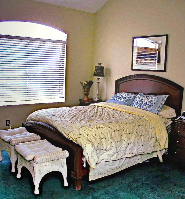 Primary Bedroom - with room for a CA King (shown with a Queen bed). - 18118 Flynn Dr