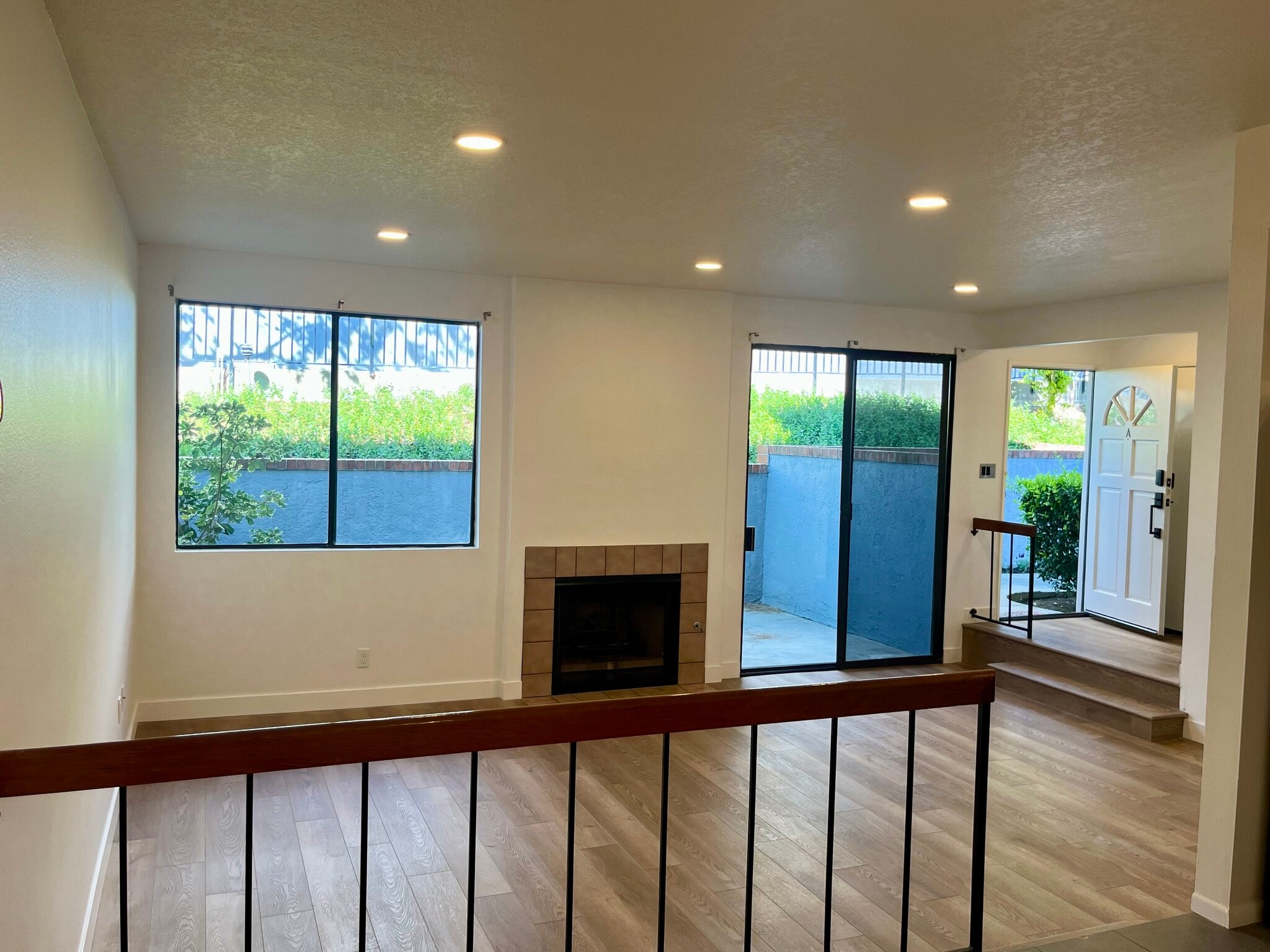 Building Photo - 29105 Thousand Oaks Blvd