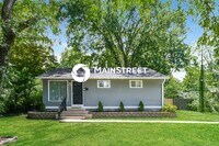 Building Photo - 3 Bedroom Pet-Friendly Home in INDIANAPOLIS, IN with Main Street Renewal