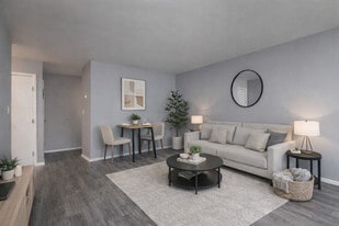 Building Photo - McKaig Court Apartments