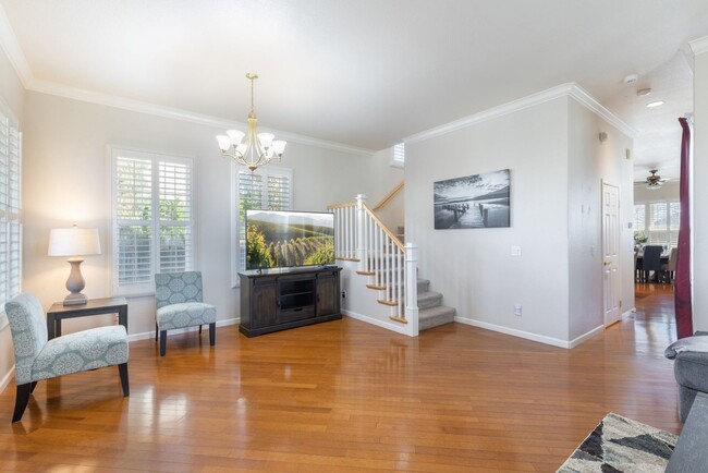 Building Photo - Stunning 4BR House in Santa Rosa