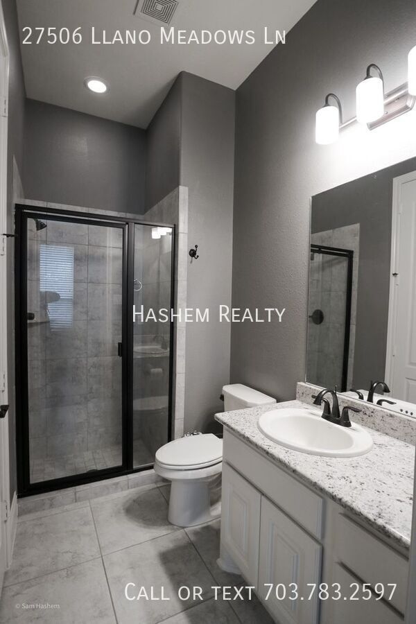Building Photo - 27506 Llano Meadows Ln
