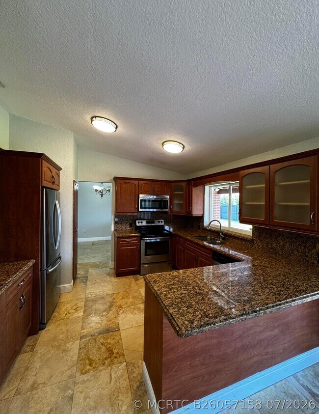 Building Photo - 3681 SW 132nd Pl