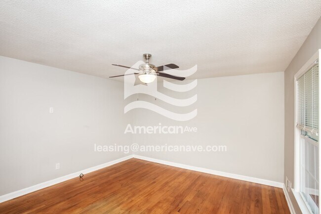 Building Photo - 1605 Edgemore Rd