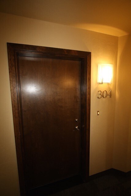Building Photo - 1126 E 16th Ave