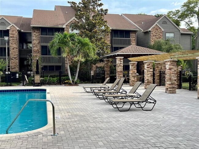 Building Photo - 2500 Winding Creek Blvd