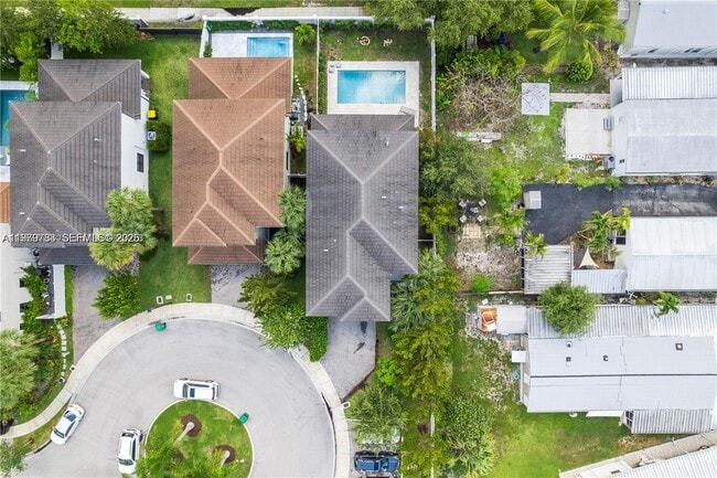 Building Photo - 4980 Whispering Way