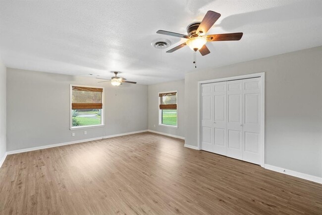 Building Photo - 1519 Everitt St