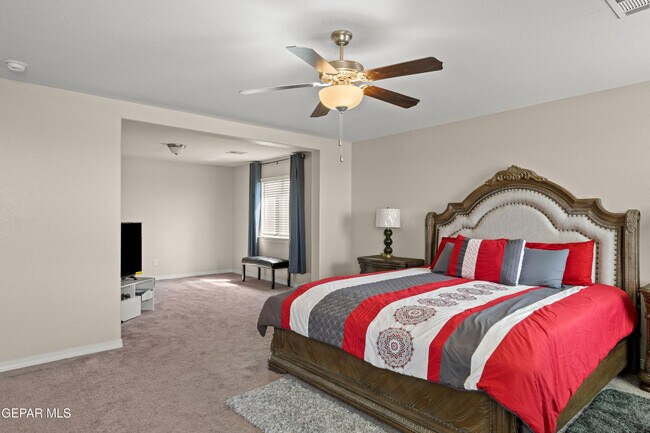 Building Photo - 12776 Hidden Edge Dr