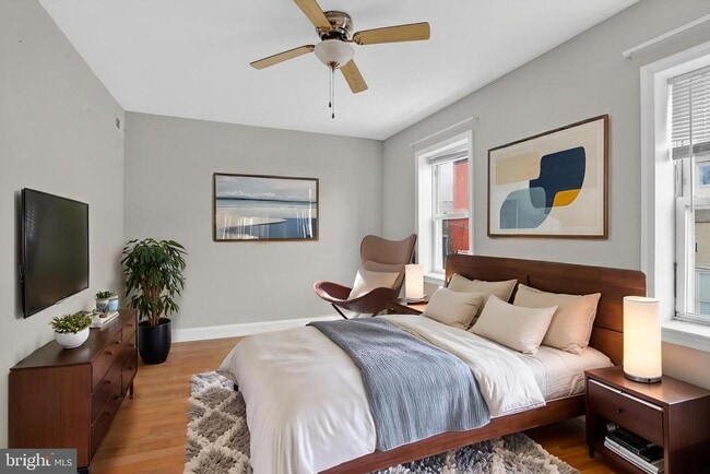 Building Photo - 1304 S Fairhill St