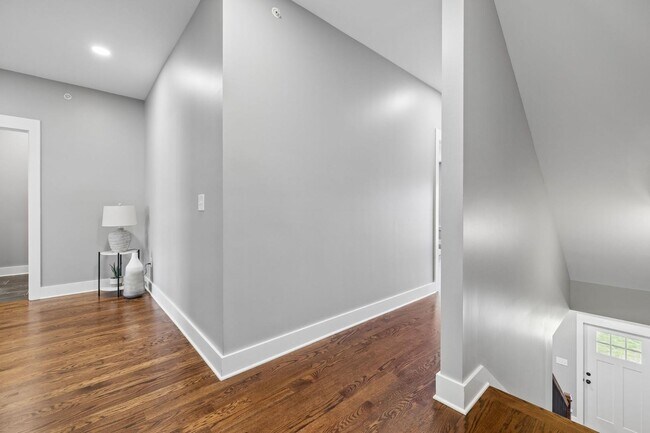 Building Photo - 137 Crockett Hls Ln