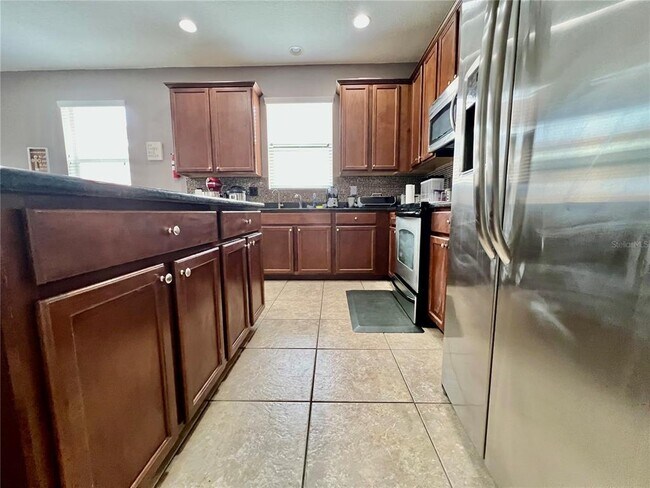 Building Photo - 724 Parker Den Dr