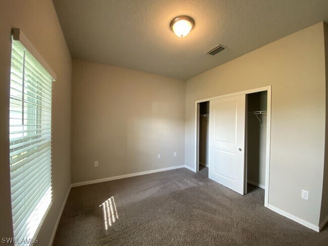 Building Photo - 1627 NW 9th St