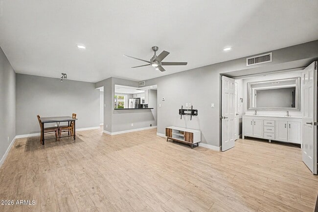 Building Photo - 9465 N 92nd St