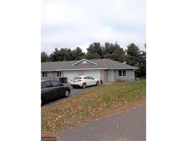 Primary Photo - 831 Highview Dr