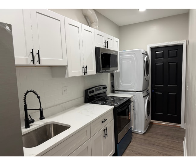 Building Photo - 617 Glenwood Ave