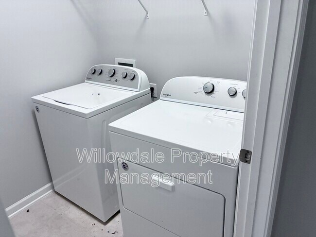 Building Photo - 2432 Lambton Wood Dr