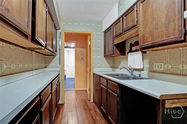 Building Photo - 216 E Gaston St