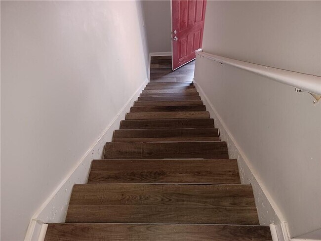 Building Photo - 75 Davis Mill Ct