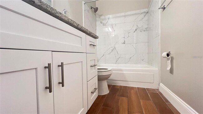 Building Photo - 3038 Parkway Blvd